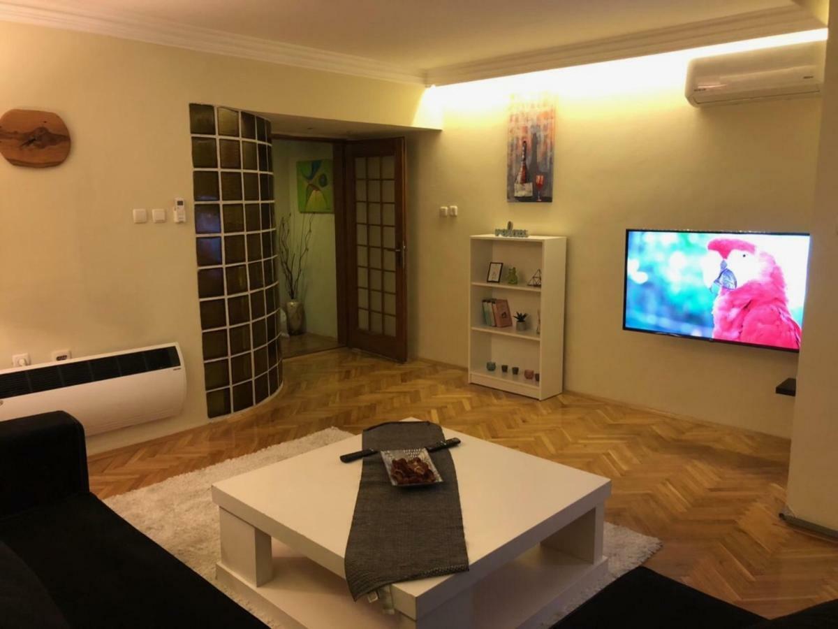 Central Apartment With City View بريزرن المظهر الخارجي الصورة